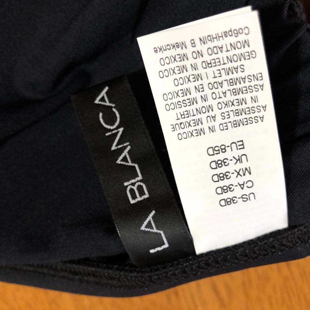 LA BLANCA NWT Women’s Halter Bikini Top  34D, 38D - Picture 6 of 11